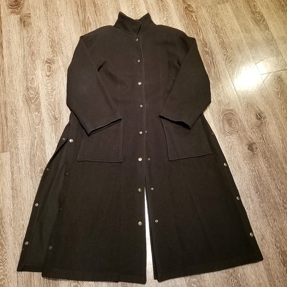 Drizzle Jackets & Blazers - Vintage Black Wool Snap Coat